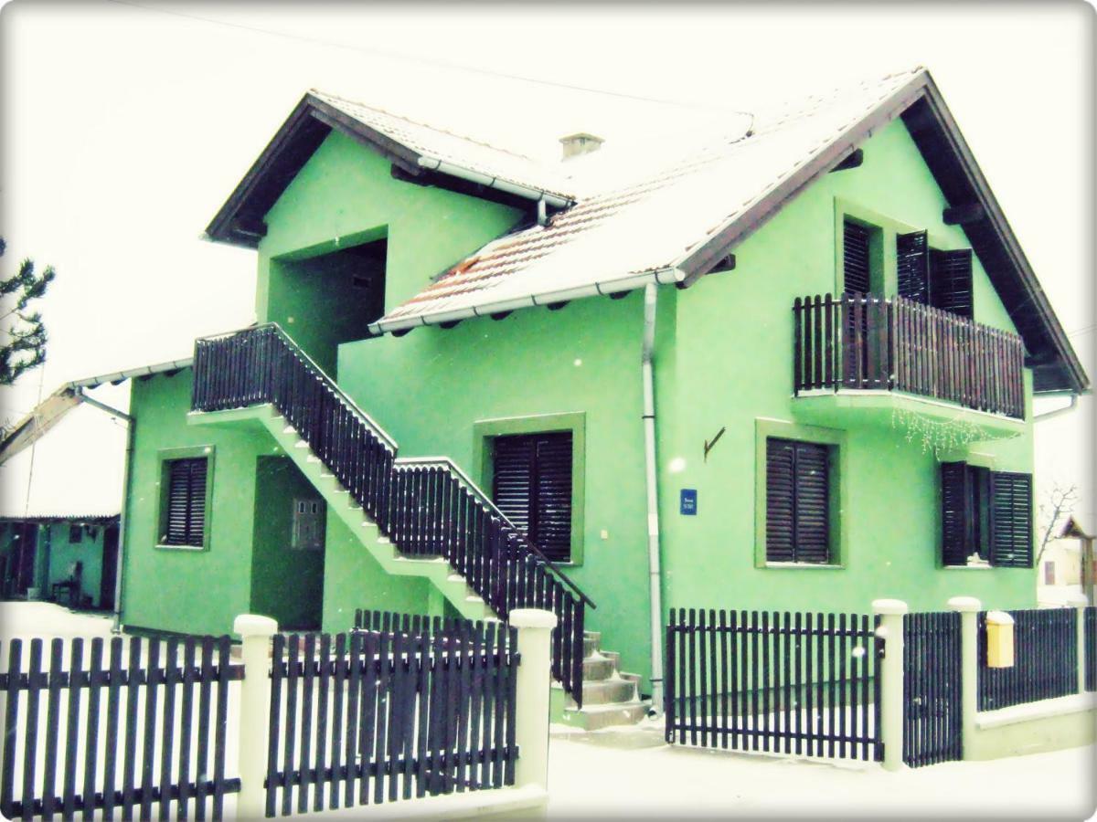 Apartment Kostolic Gajic ภายนอก รูปภาพ